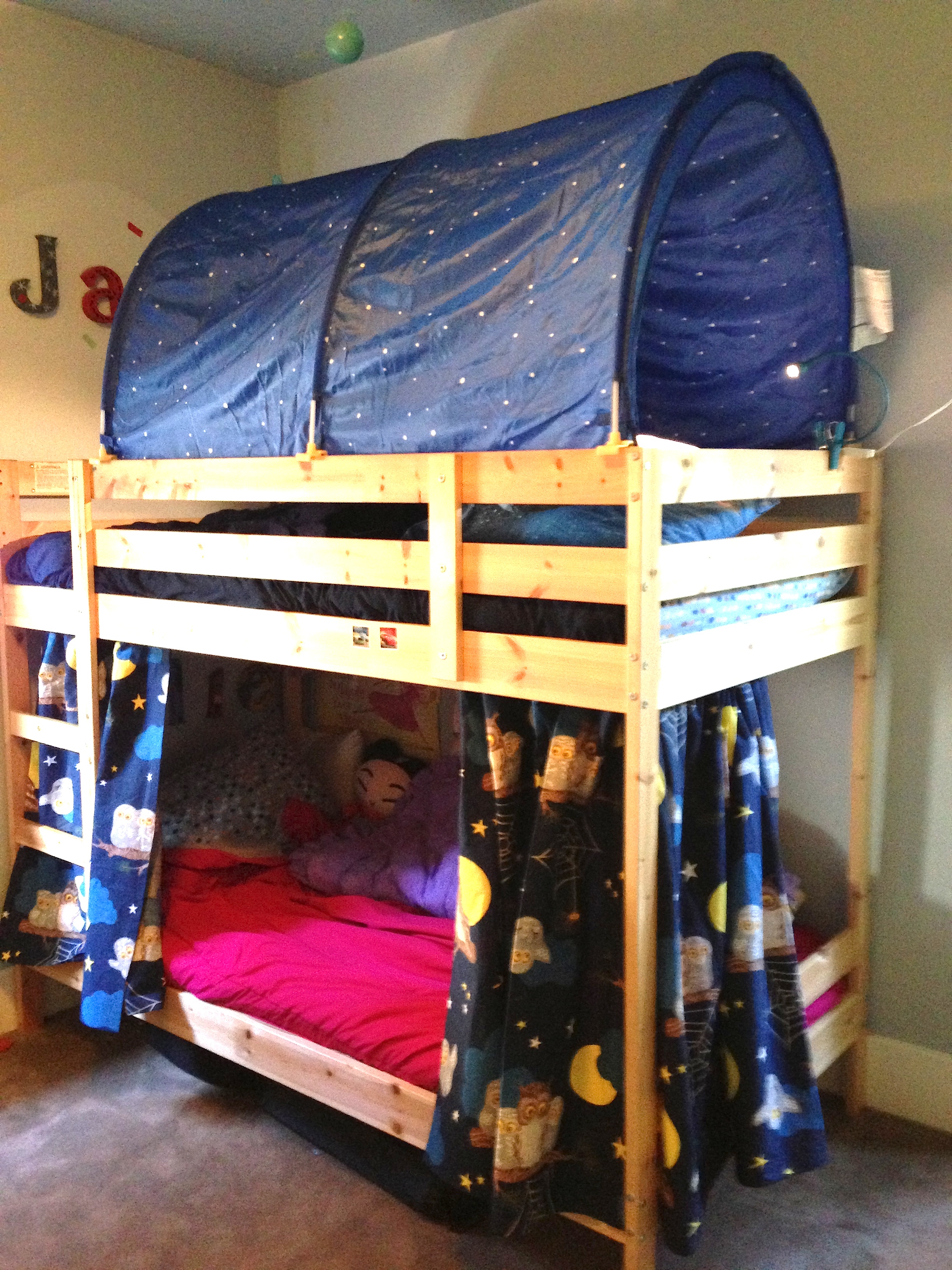 Bunk Bed Forts! | fumbleweeds